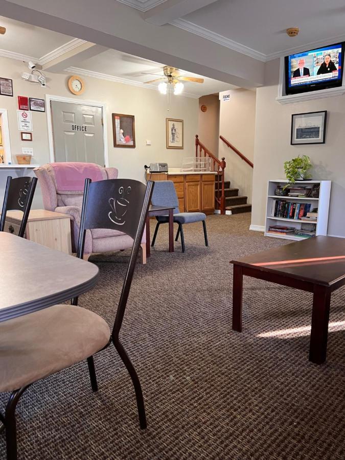 Oswego Inn Εξωτερικό φωτογραφία